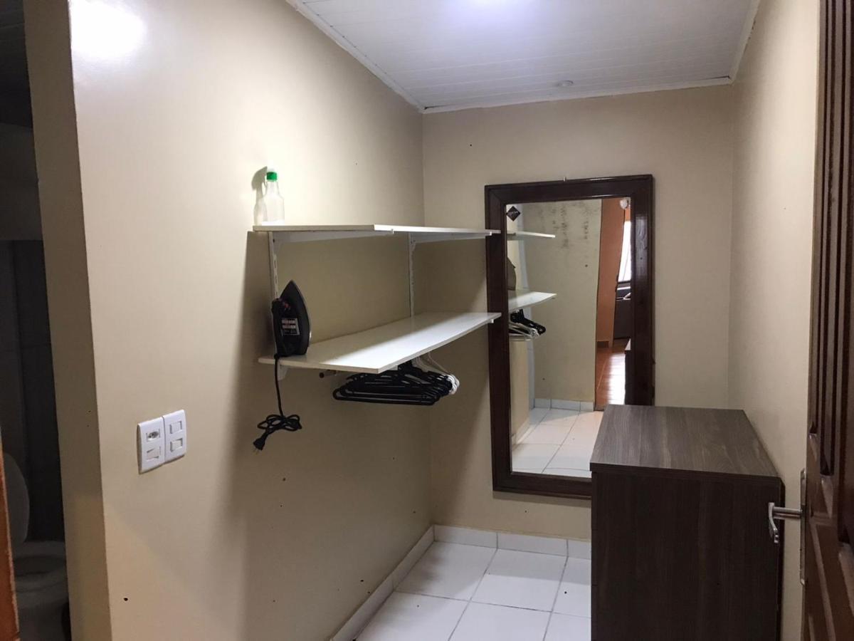 Casa Lb Com Estacionamento Privado Vila Boa Vista  Exterior foto